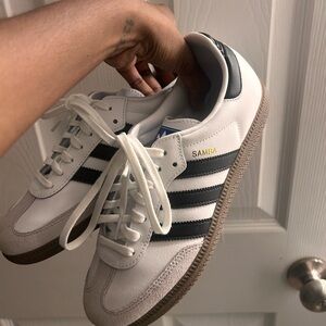 adidas White Sneakers with Black Stripes and Gum Sole